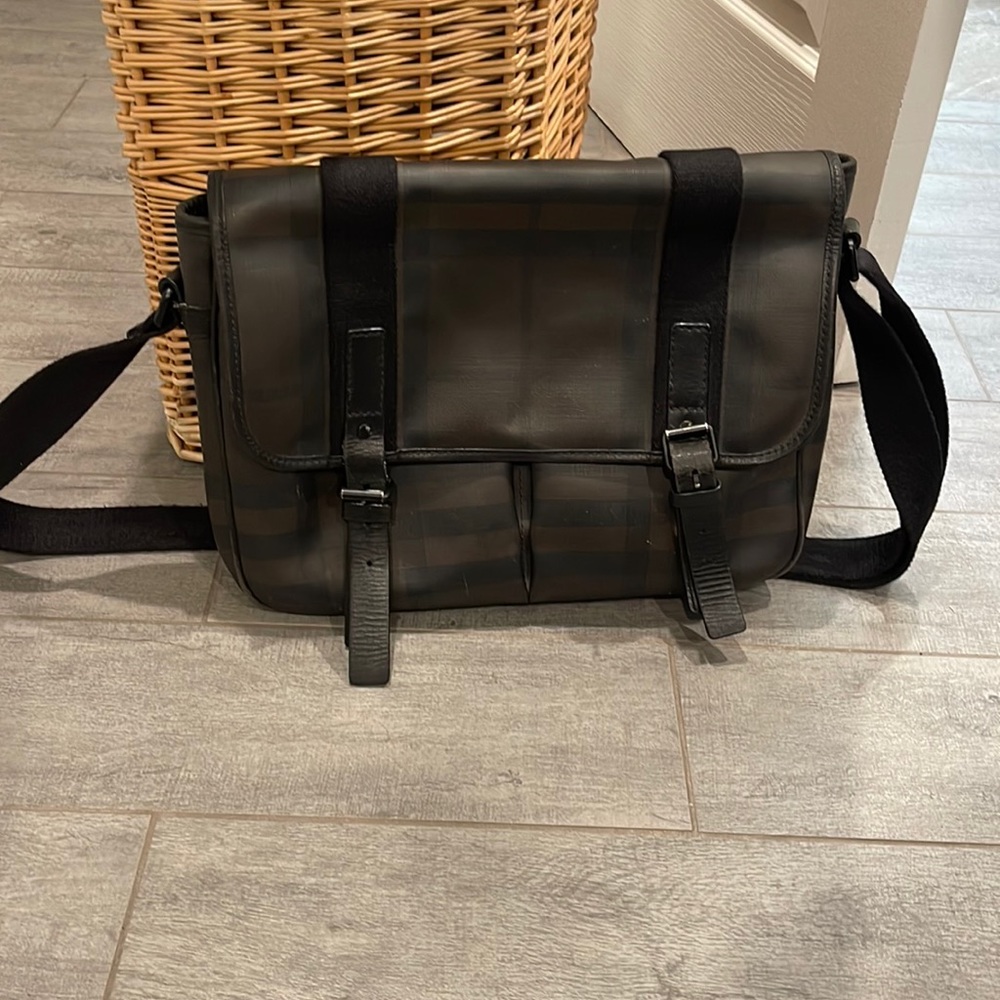 Burberry messenger bag